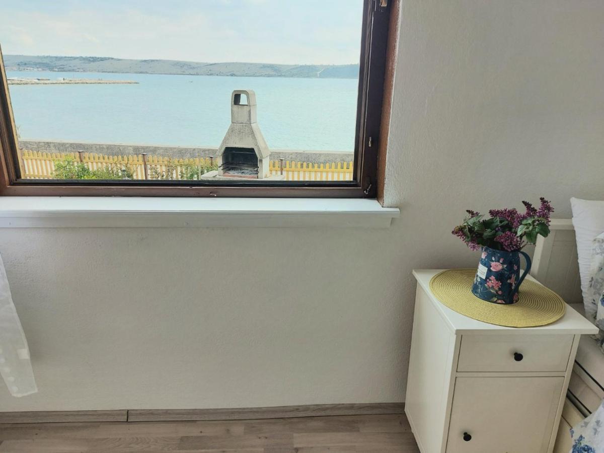Apartmani Seaview Любач Екстер'єр фото