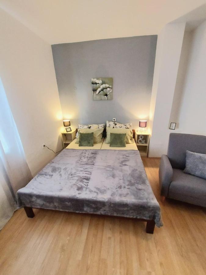 Apartmani Seaview Любач Екстер'єр фото