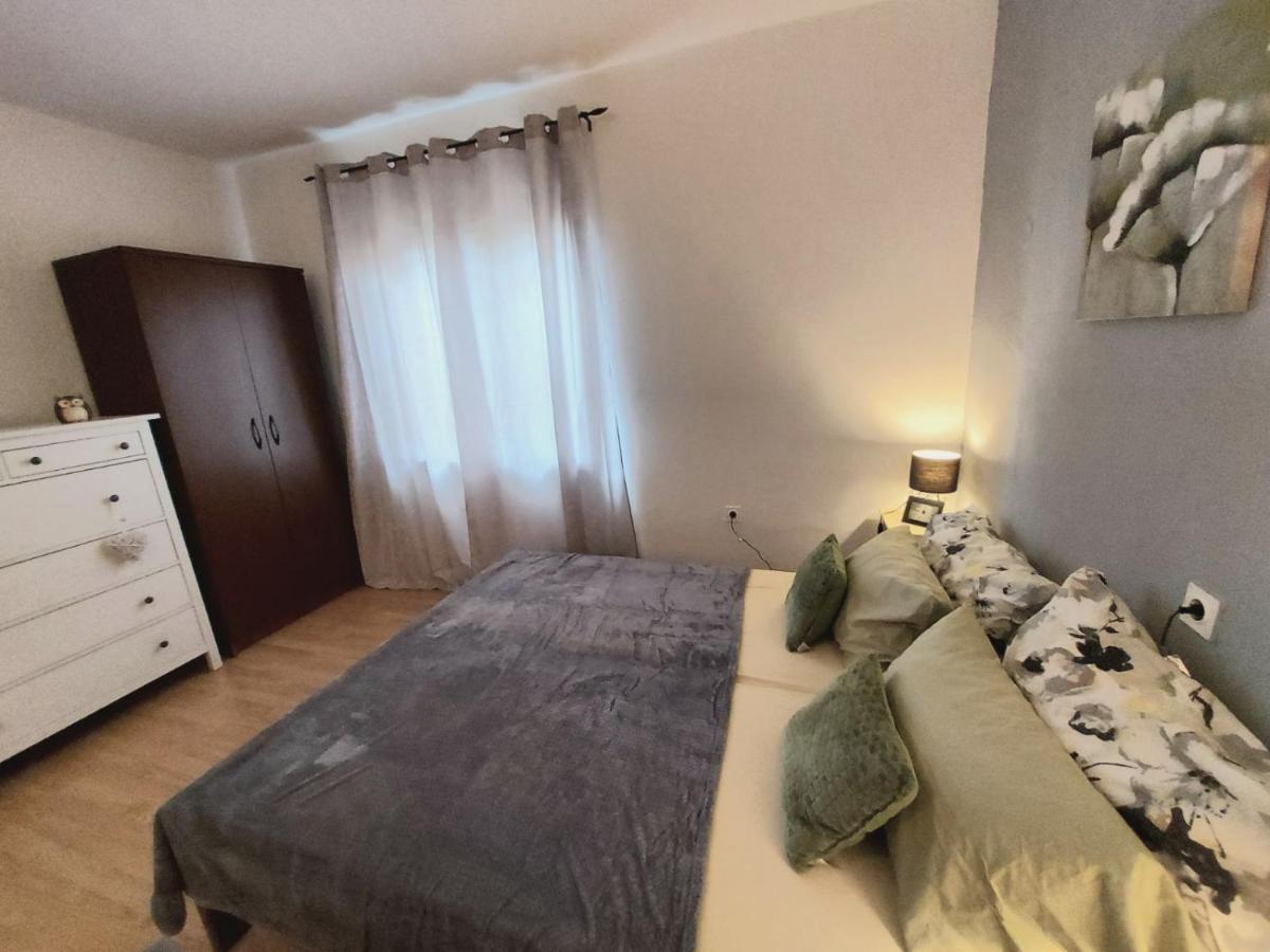 Apartmani Seaview Любач Екстер'єр фото